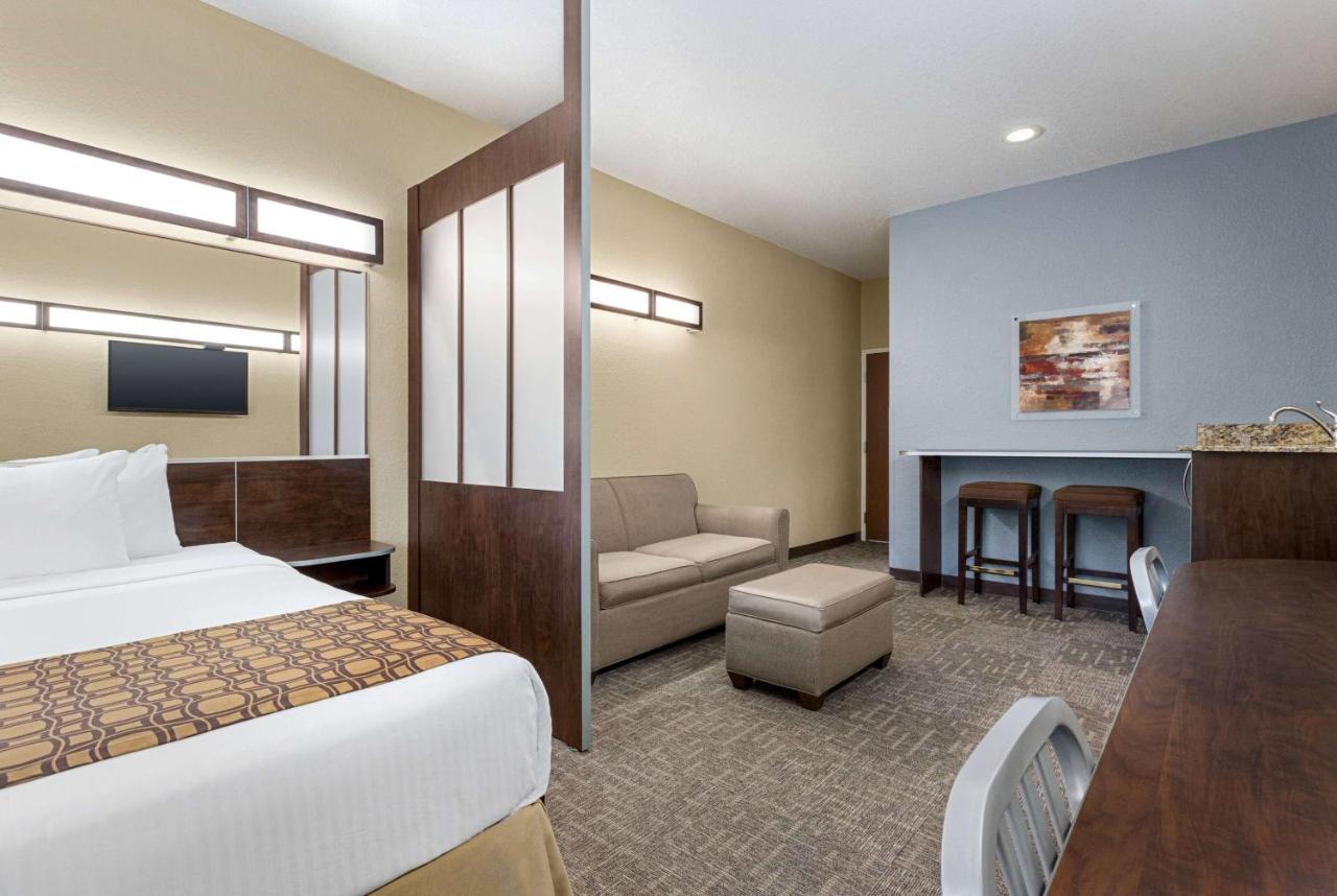 Microtel Inn & Suites By Wyndham Woodstock/Atlanta North Экстерьер фото