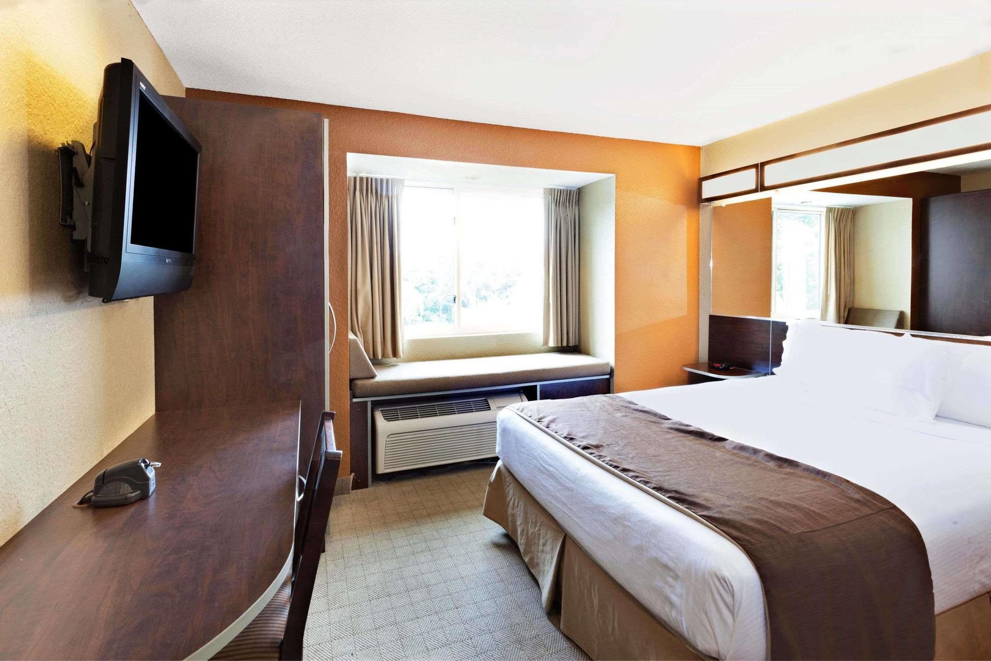 Microtel Inn & Suites By Wyndham Woodstock/Atlanta North Экстерьер фото